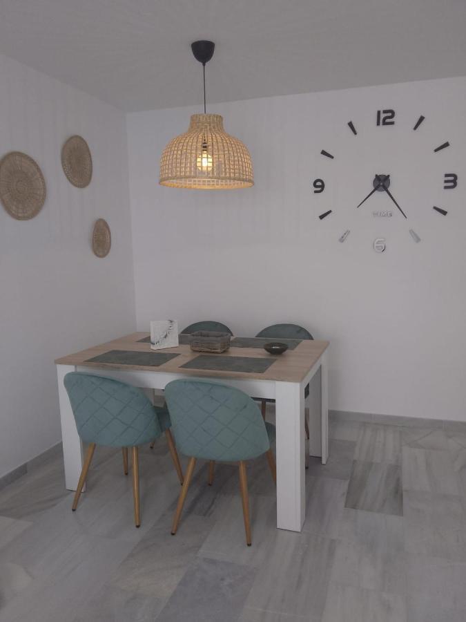 Fuengirola Puerto 2 Room & Parking Exteriör bild