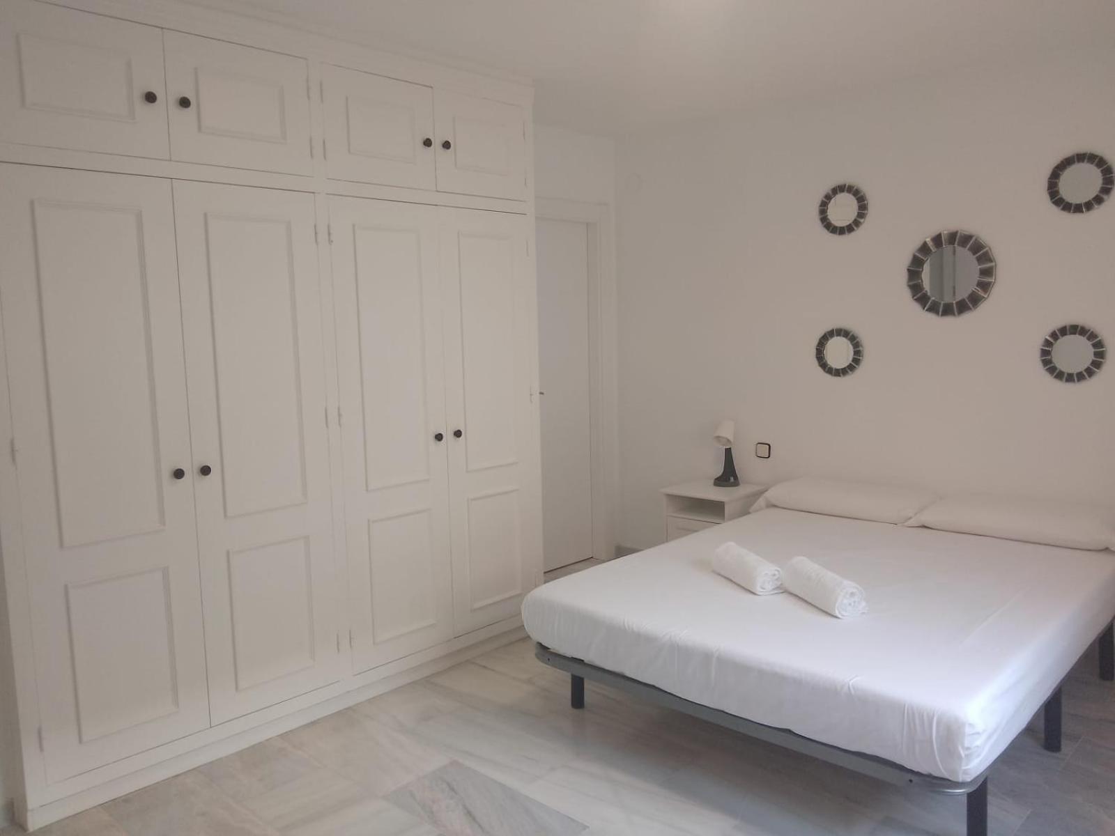 Fuengirola Puerto 2 Room & Parking Exteriör bild