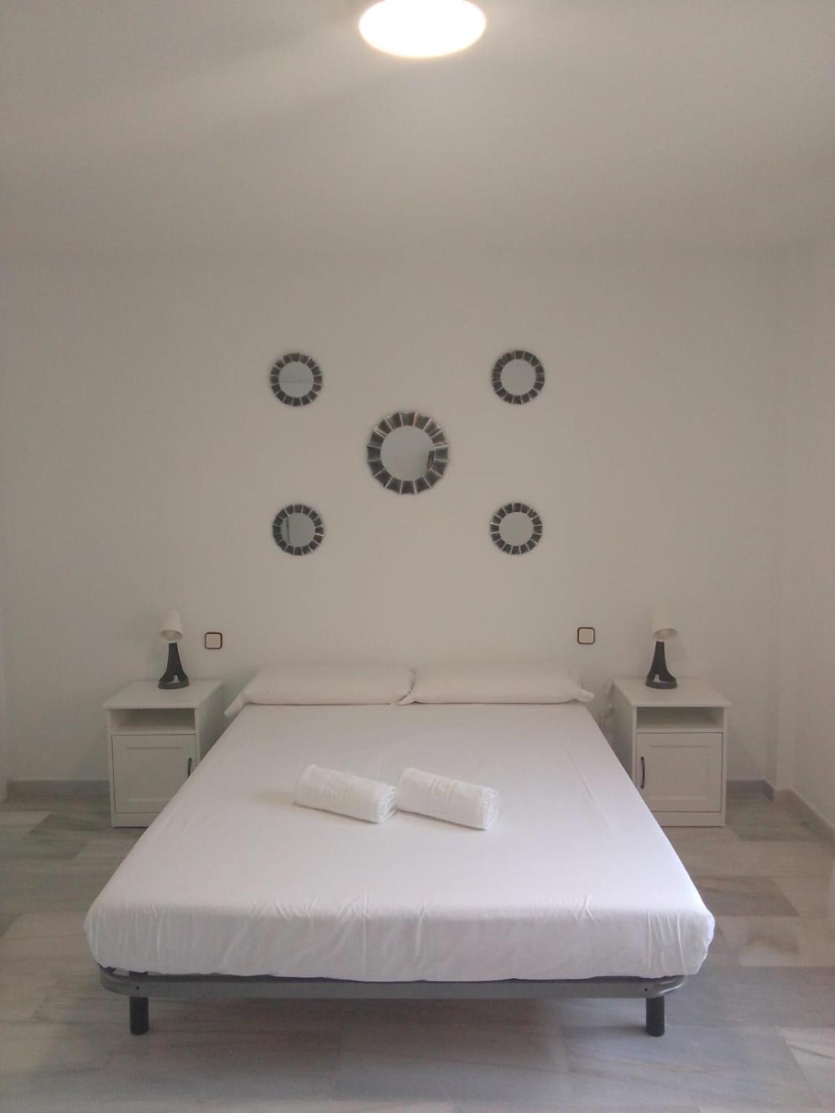 Fuengirola Puerto 2 Room & Parking Exteriör bild