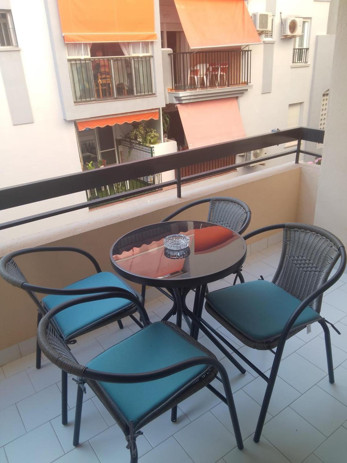Fuengirola Puerto 2 Room & Parking Exteriör bild