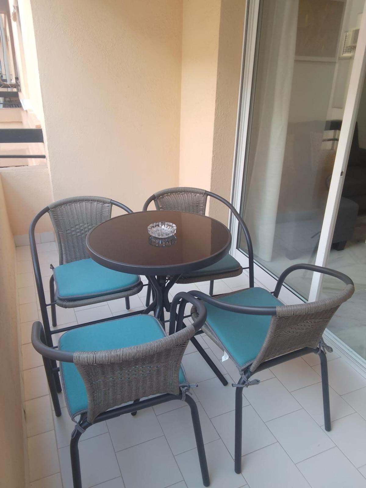 Fuengirola Puerto 2 Room & Parking Exteriör bild